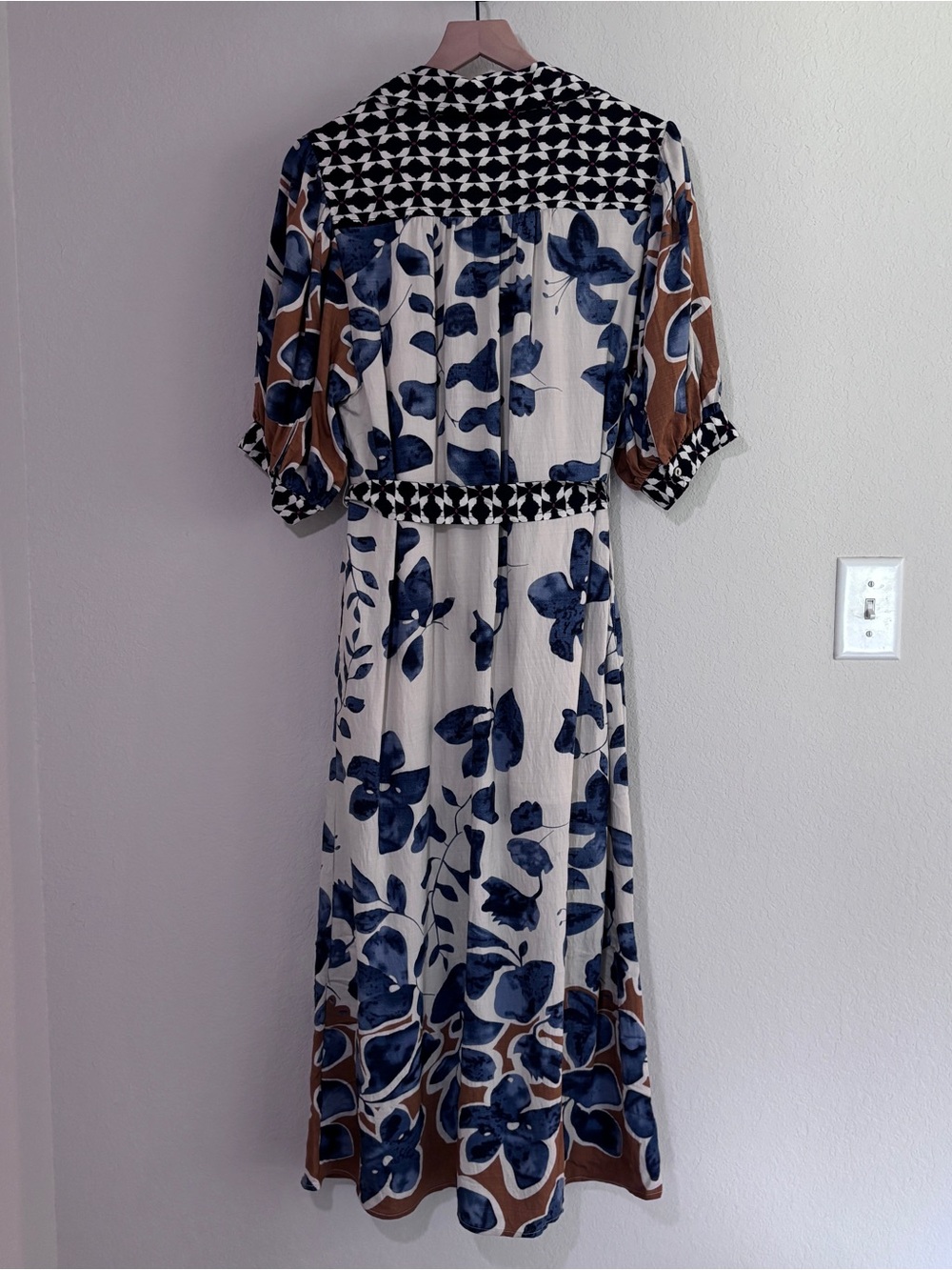 Entro Blue Floral Belted Midi Shirt Dress Size Small - Picture 3 of 6